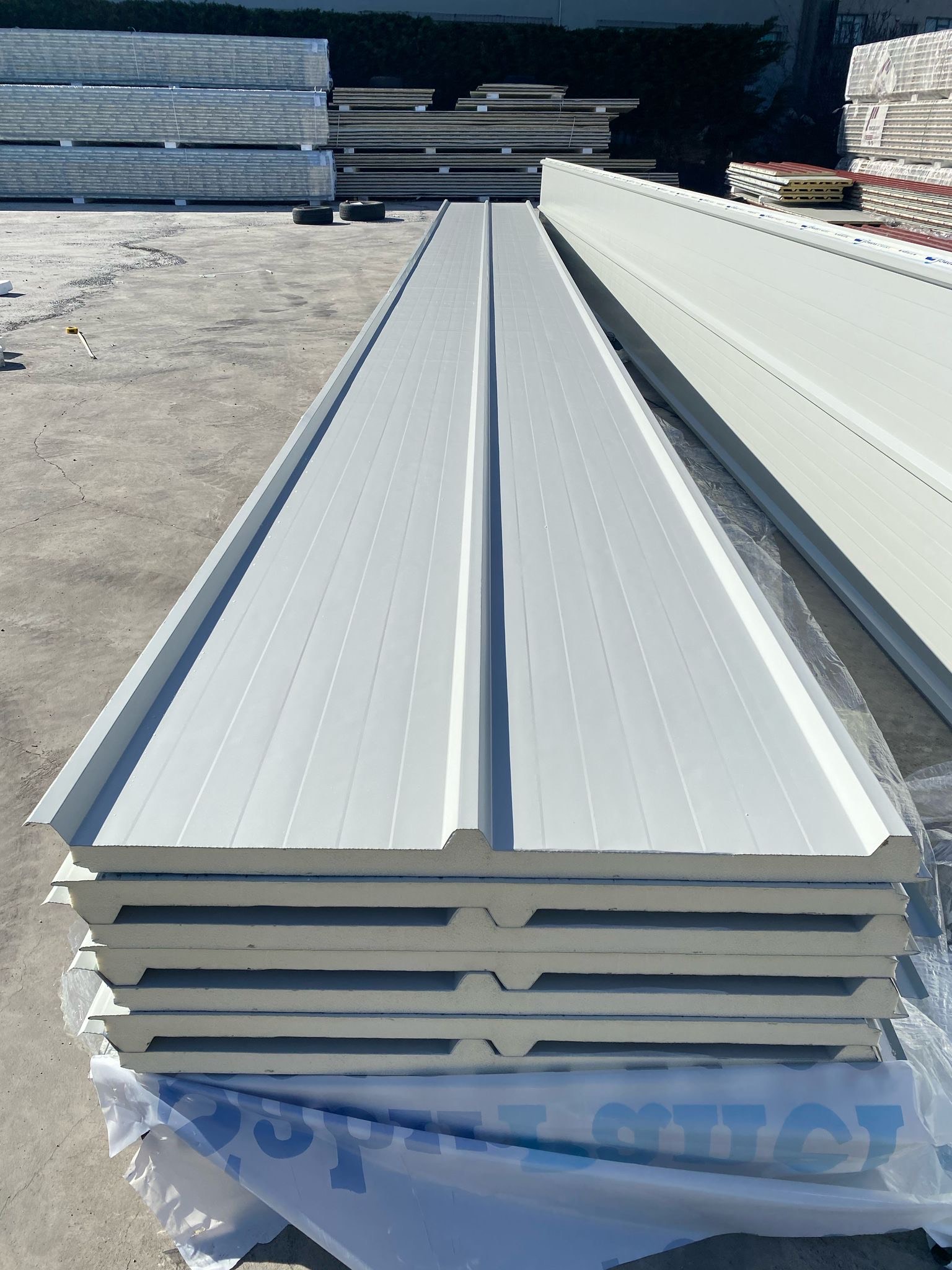 2 cm İzolasyonlu Çatı Panelleri